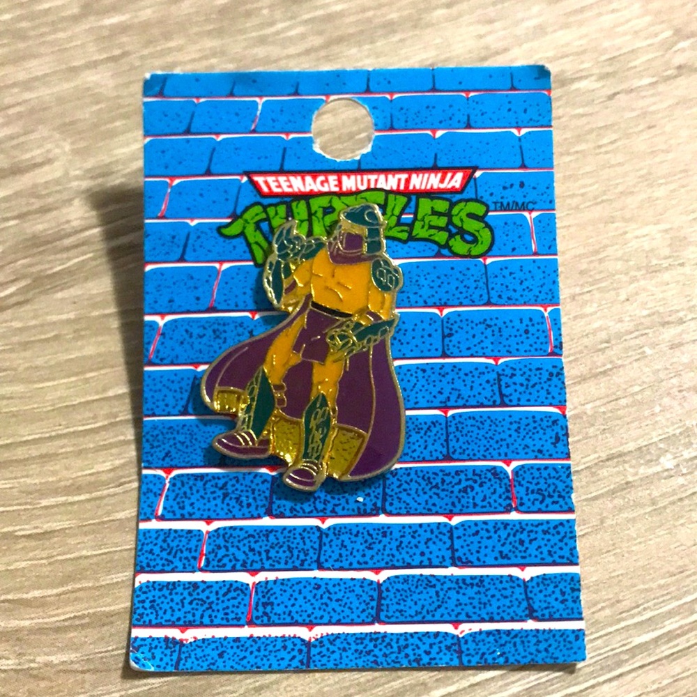Vintage 1990 TMNT Ninja Turtles Shredder Pin (Mint in Packaging)